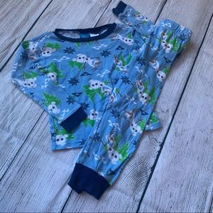 Disney Frozen Olaf pajama set
